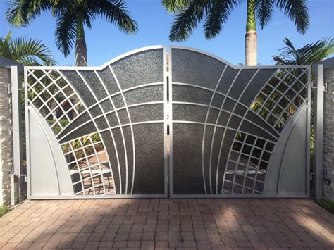 custom aluminum gates uk